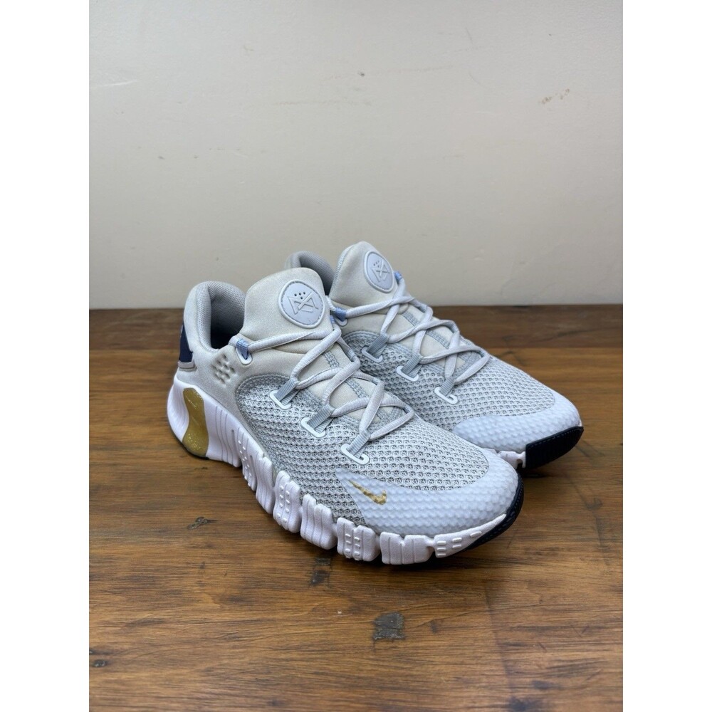 Nike Free Metcon 4 Womens 8.5 Gray Gold CrossFit Gym Lifting Training Shoes (77